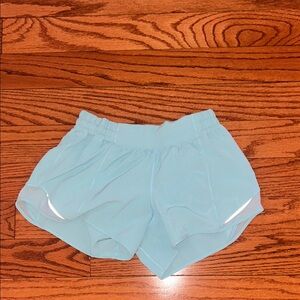Hotty Hot Low-Rise Lined Short 2.5” - SIZE 6